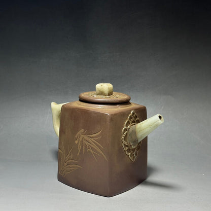 Chinese Yixing Zisha Clay Handmade Exquisite Teapot(高四方 底款：杨鹏年)