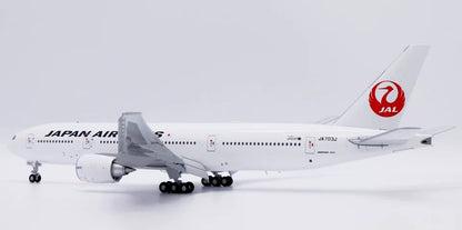 1:200 JC Wings Japan Airlines Boeing 777-200ER Passenger Diecast Airplane Model