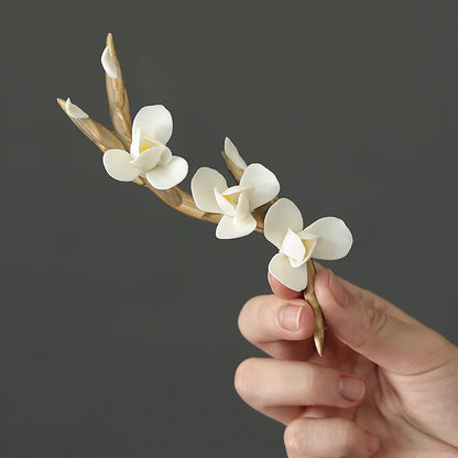 Chinese Ceramic Tea Pet Decoration Handmade Flower Shape Tea Teaware Accessories