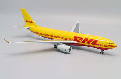 1:200 30CM JC Wings DHL A330-200F Airfreighter Airplane Diecast Aircraft Model