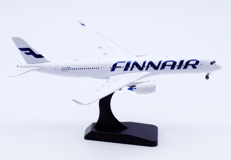 1:400 JC Wings FINNAIR AIRBUS A350-900XWB Passenger Airplane Diecast Plane Model