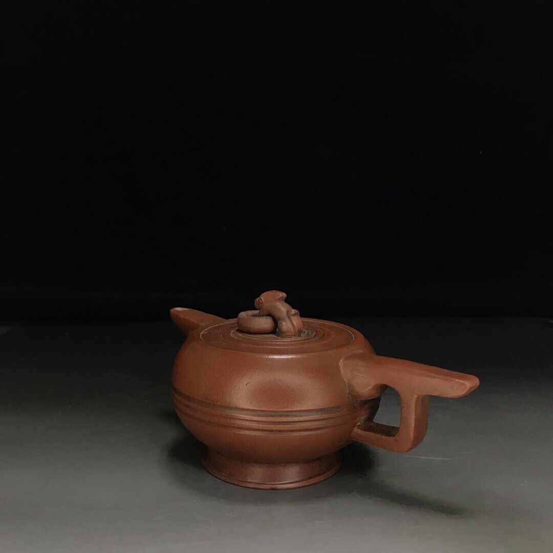 Chinese Yixing Zisha Clay Handmade Exquisite Teapot （直把环壶 底款：时大彬））