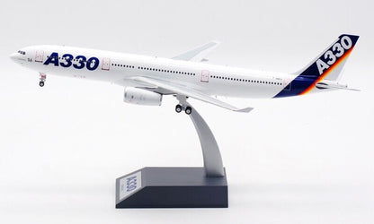 1:200 32CM InFlight AIRBUS A330-300 Passenger Airplane Diecast Aircraft Model