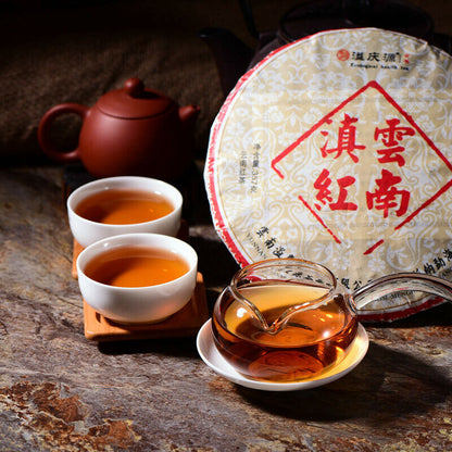 Top-Grade Yunnan Dian Hong Pu-Erh Tea Cake Spring Pu'er Black Tea Gift Tea 357g