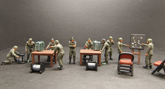 1/72 10Pcs World War II German Command Table and Chair Scene Model