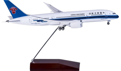 1:200 28CM Hogan CHINA SOUTHERN BOEING 787-8 Passenger Plane ABS Plastic Model