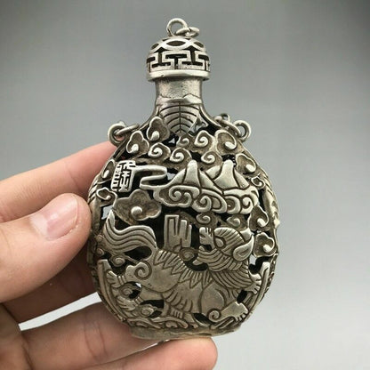 Chinese ancient Tibetan silver bottle hand-carved Chinese dragon pattern