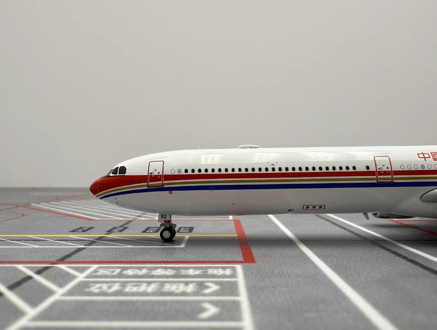 1:400 YY Wings CHINA EASTERN AIRBUS A340-600 Passenger Airplane Diecast Model