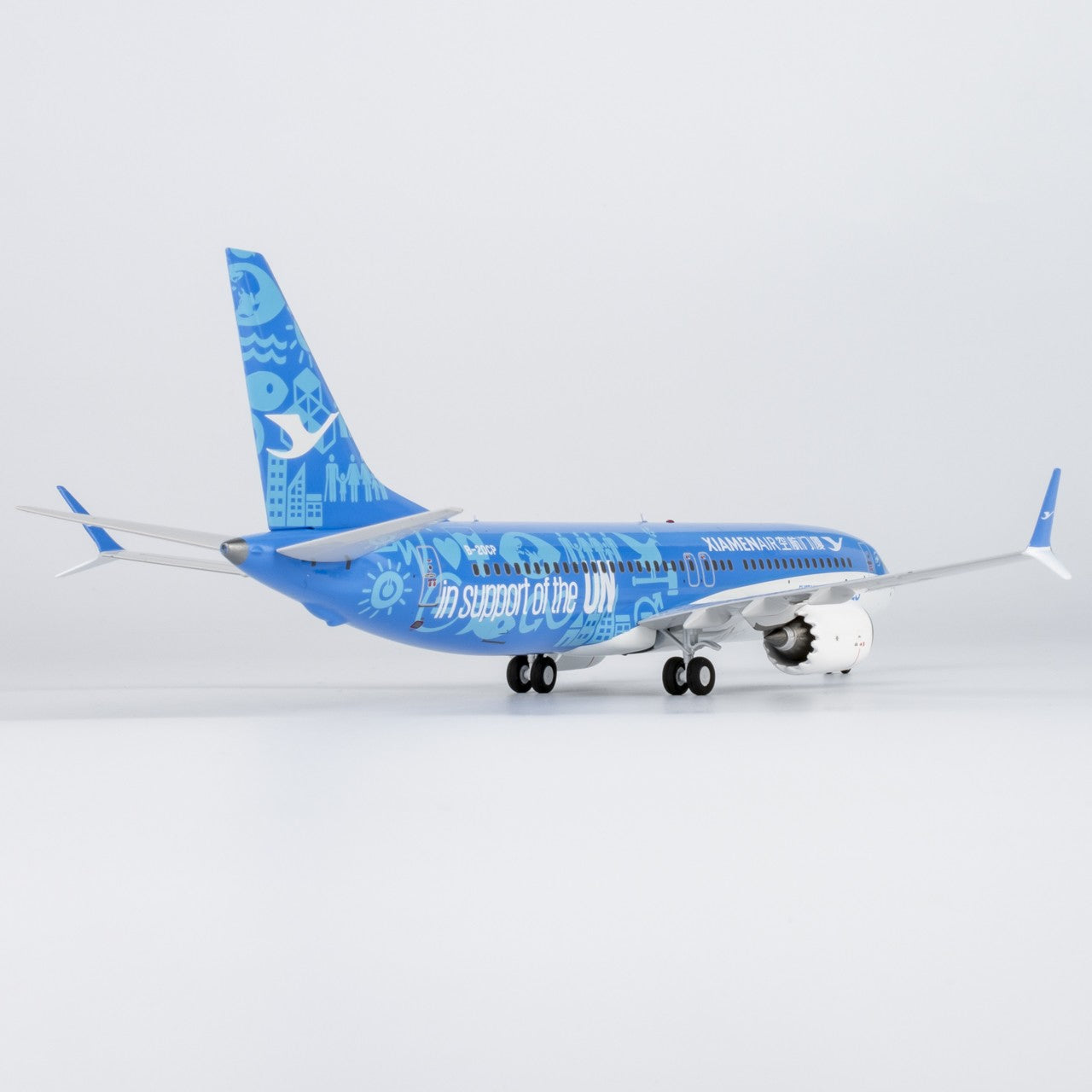 1:200 NGmodels XiamenAir Boeing 737 MAX 8 Passenger Airplane Diecast Plane Model