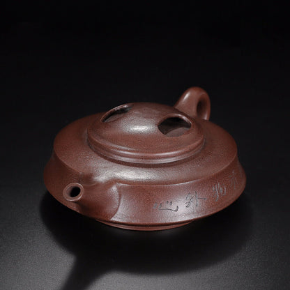 Chinese Yixing Zisha Clay Handmade Exquisite Teapot （牛盖 底款：顾景舟）