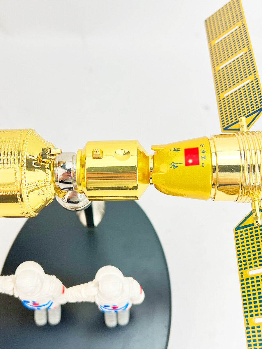 1:80 23CM Shenzhou-11 & Tiangong-2 Docking Diecast Aerospace Spaceflight Model
