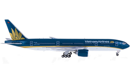 1:400 Phoenix Vietnam Airlines BOEING 777-200ER Passenger Airplane Diecast Model