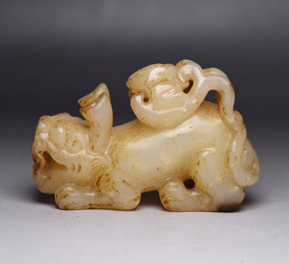 Chinese Antique Hetian Jade Carved Sculpture Exquisite Beast Statue Collections