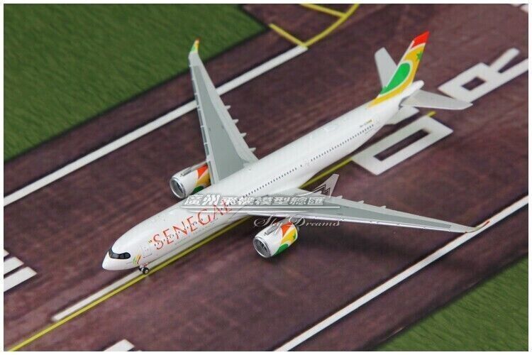 1:400 Phoenix SENEGAL AIRBUS A330-900neo Passenger Plane Diecast Aircraft Model