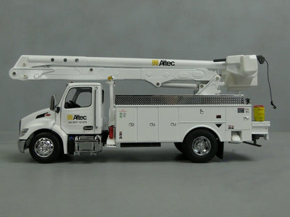 1:32 DM PETERBILT 536 With Altec AA55 Aerial SERVICE TRUCK Machine Diecast Model