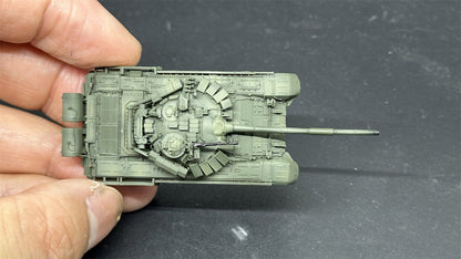 1/144 Russian T-72B3 Main Battle Tank Painted Finished Model