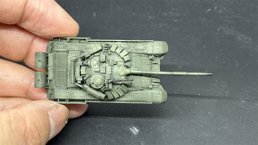 1/144 Russian T-72B3 Main Battle Tank Painted Finished Model