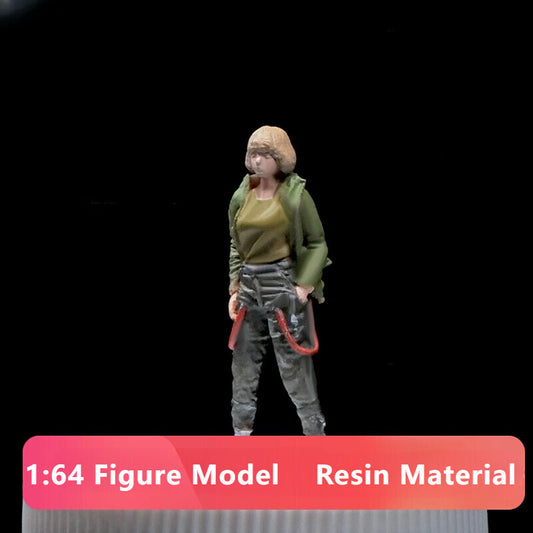 1:64 Figure Model City Street Camouflage Hip-Hop Girl Scene Resin Doll