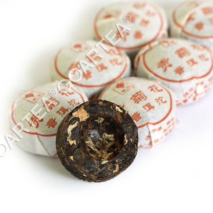 GOARTEA 2015 Year Tribute Chrysanthemum Puer Tea Pu'er Pu erh Tea Mini Ripe Cake-