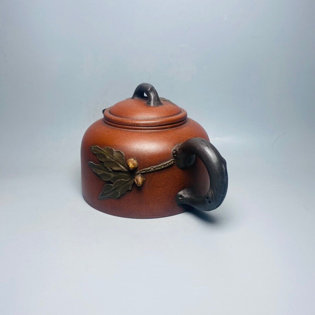 Chinese Yixing Zisha Clay Handmade Exquisite Teapot （ 双色桃叶 底款：蒋蓉）