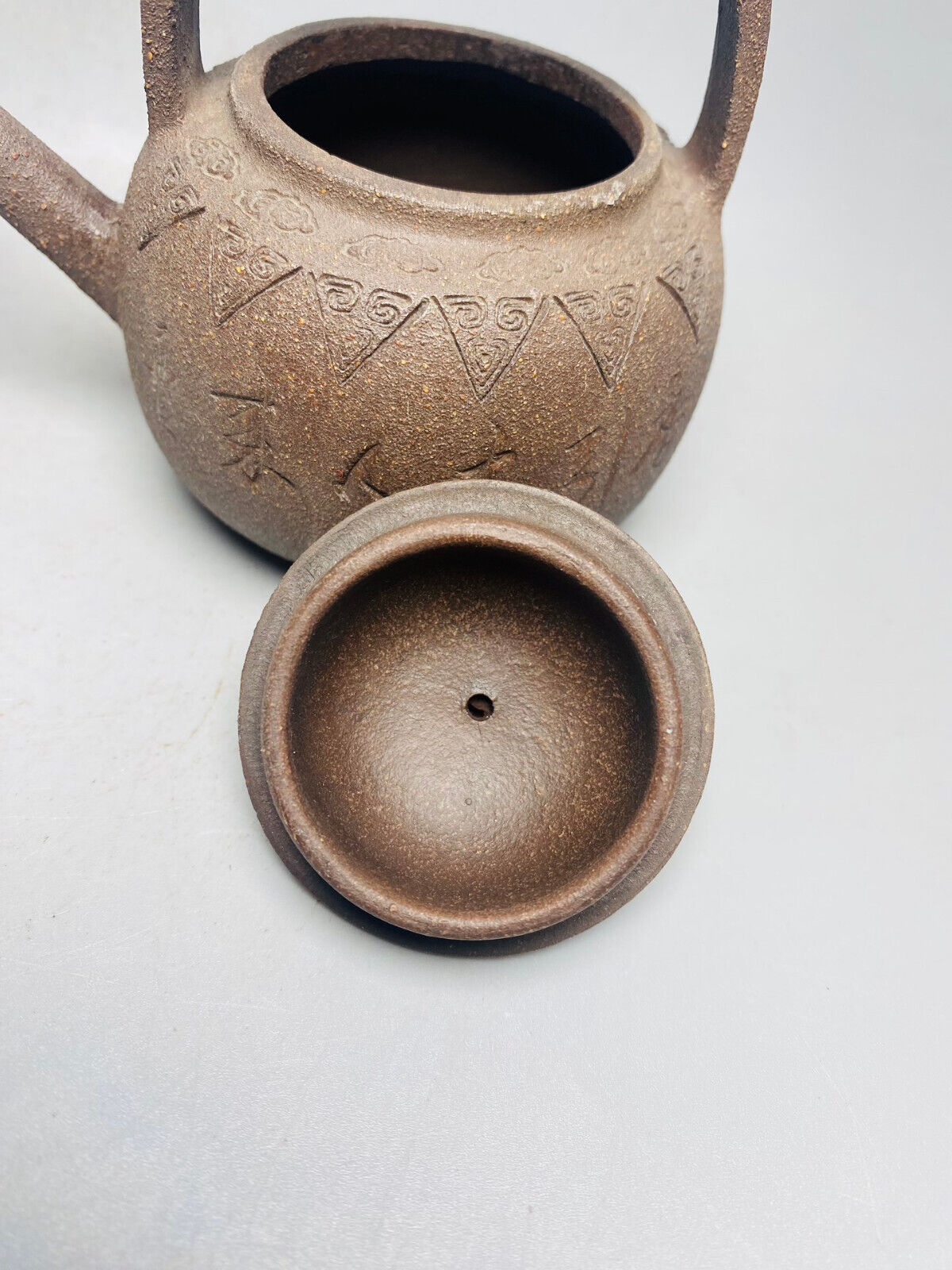 Chinese Yixing Zisha Clay Handmade Exquisite Teapot(提梁长嘴 底款：孟臣)