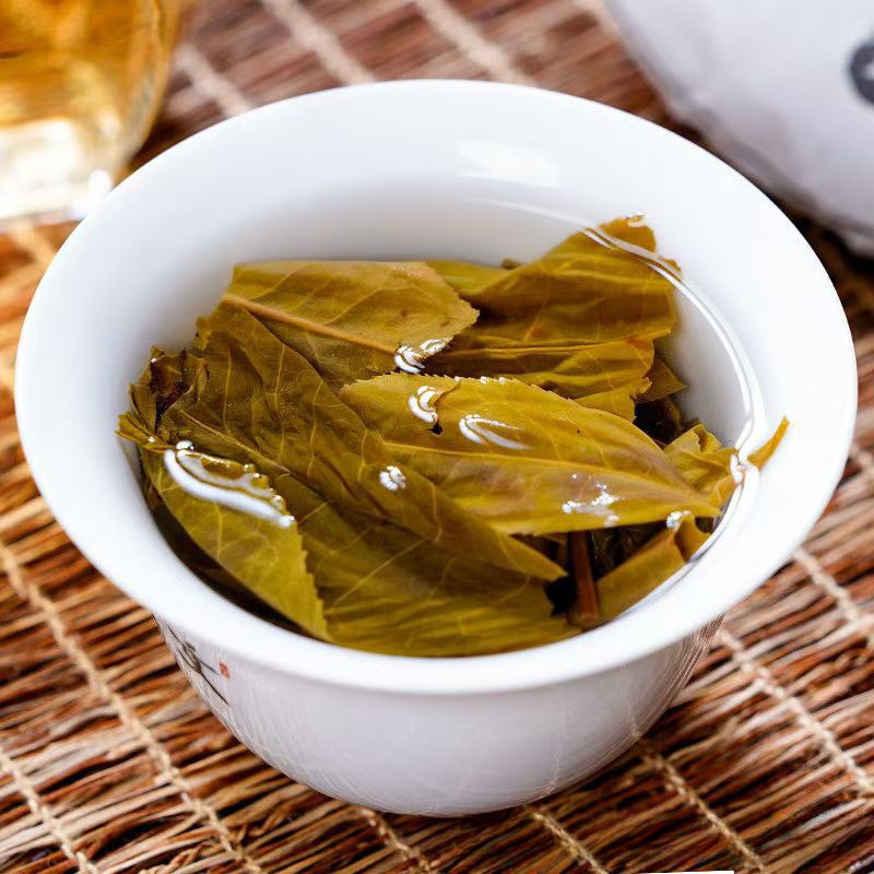 357g Yunnan Mengku 2022 Daxueshan Mellow Aroma Ancient Tree Raw Pu'er Tea Cake