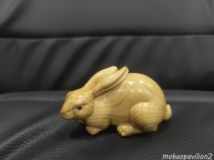 2 " Hand Carved Boxwood Netsuke : Pretty Rabbit HandiCrafts
