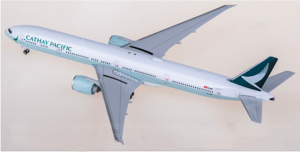 1:400 Phoenix Cathay Pacific Boeing 777-300ER Airplane Diecast Aircraft Model