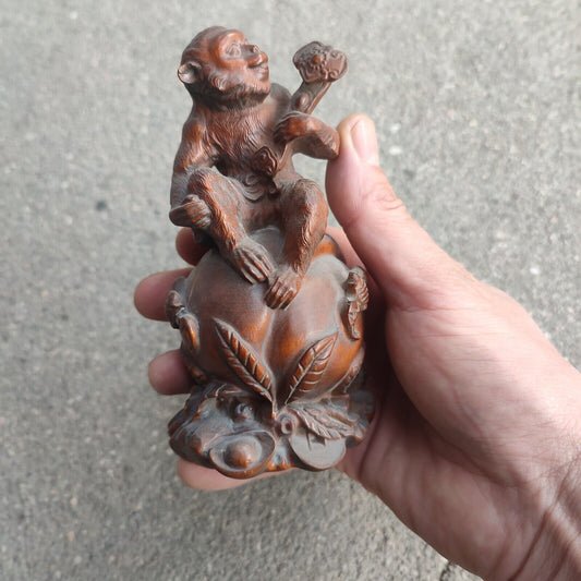 6"Chinese Boxwood Carving Monkey Peach Wooden Statue Vintage Folk Art Room Decor