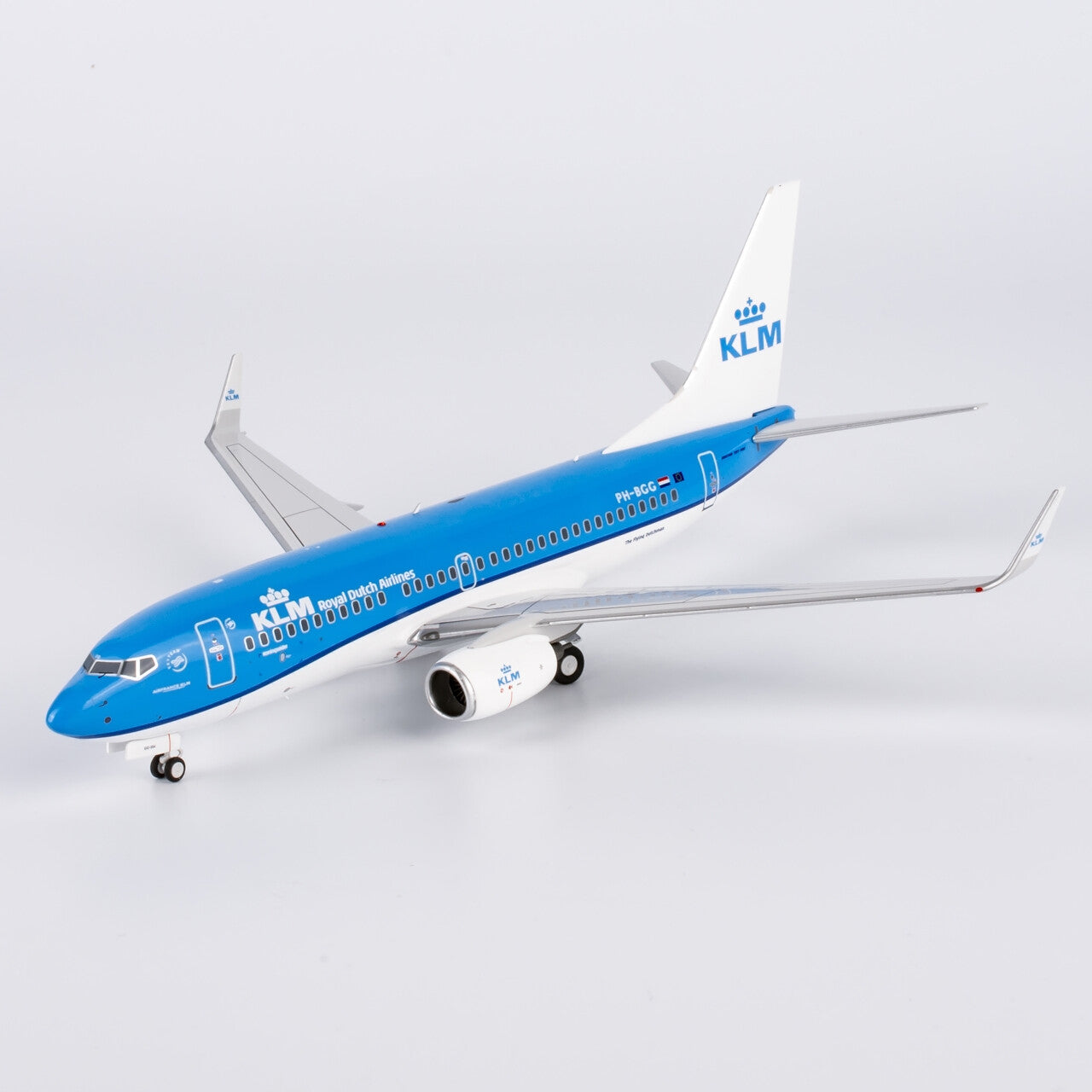 1:200 NG Models KLM Boeing 737-700/W Plane Diecast Aircraft Model PH-BGG