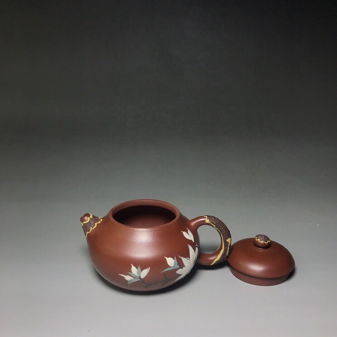 Chinese Yixing Zisha Clay Handmade Exquisite Teapot （松韵西施 底款：陈菊芳））