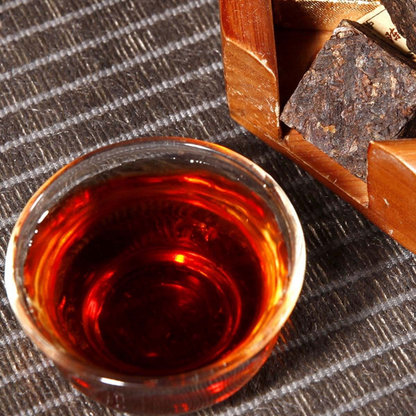 250g Old Puer Black Tea Ripe Puer Tea Brick Cooked Yellow Iron Box Yunnan Health