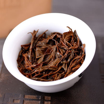 Yunnan Dian Hong Tea Wilderness Ancient Tree Black Tea Strong Flavour Tea 500g