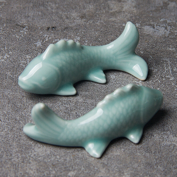 Creative Ceramic Tea Pet Celadon Kung Fu Tea Stand Decoration Shelf Carp