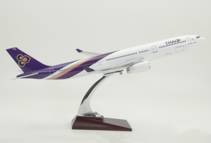 47CM THAI AIRBUS A330 HS-TEF Passenger Airplane Resin Aircrarft Plane Model