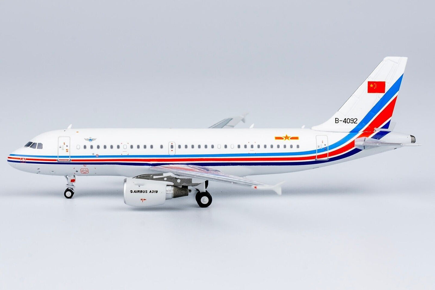 1:400 NG Model PLAAF AIRBUS A319 Passenger Plane Airplane Diecast Aircraft Model