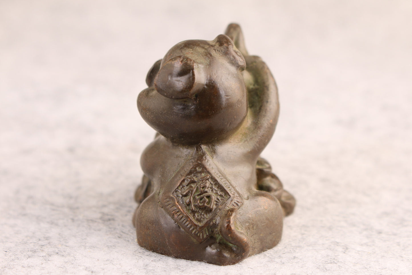 Gift Tea Pet Chinese Bronze Pig Figure Lovely Animal Art Statue Decoration