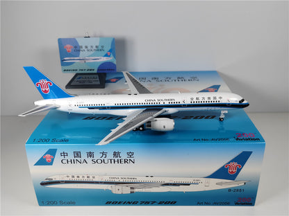 1:200 Aviation CHINA SOUTHERN BOEING B757-200 Airplane Diecast Plane Model
