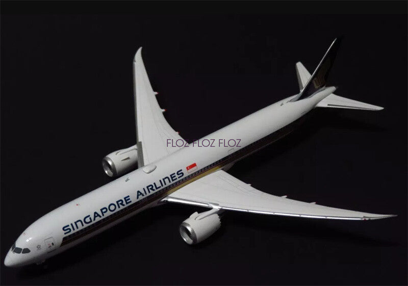 for Phoenix for Singapore Airlines for Boeing B787-10 9V-SCB 1:400 plane Model
