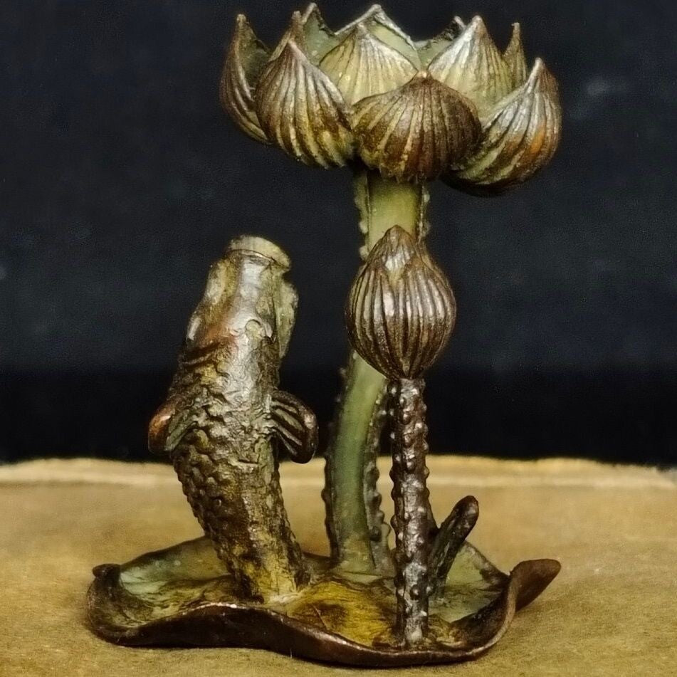 Collection bronze statue fish figure talbe decor tea pet incense burner holder