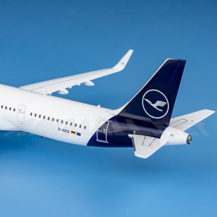 1:200 GeminiJets Lufthansa Airbus A321neo Passenger Diecast Aircraft Model