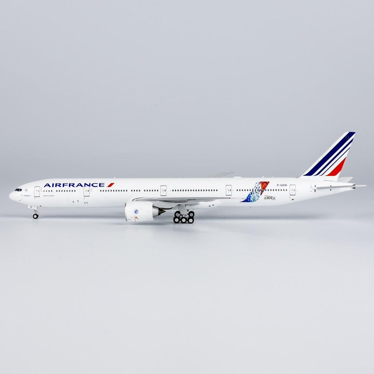 1:400 NGmodels Air France B777-300ER Passenger Airplane Diecast Plane Model