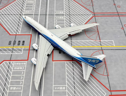 1:400 HX Models BOEING 747-8 Flap Down Passenger Airplane Diecast Aircraft Model