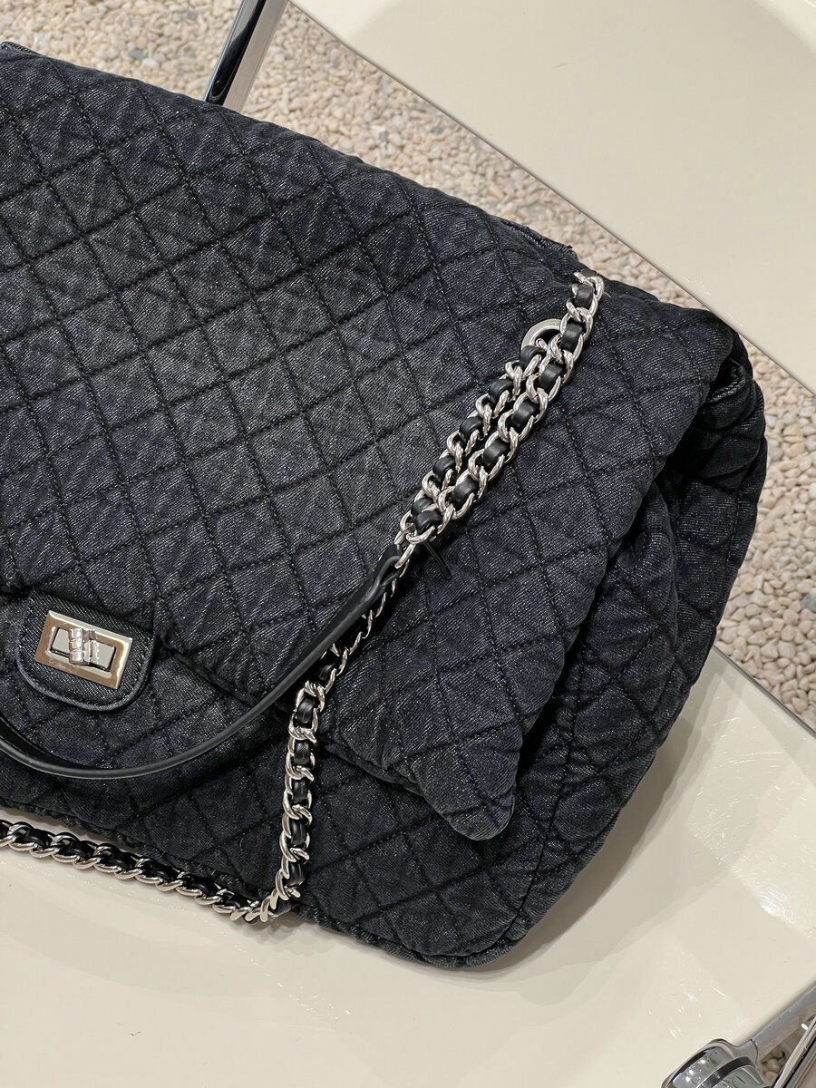 Large Quilted Denim Shoulder Bag Flap Purse Double Chains Hobo Fashion Tote