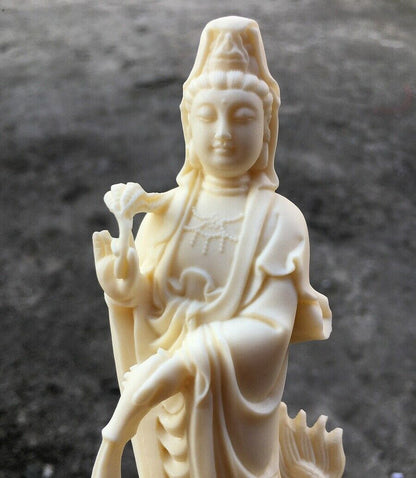 New Guanyin Bodhisattva Statue Ornaments Crafts Chinese Traditional Hand Carved
