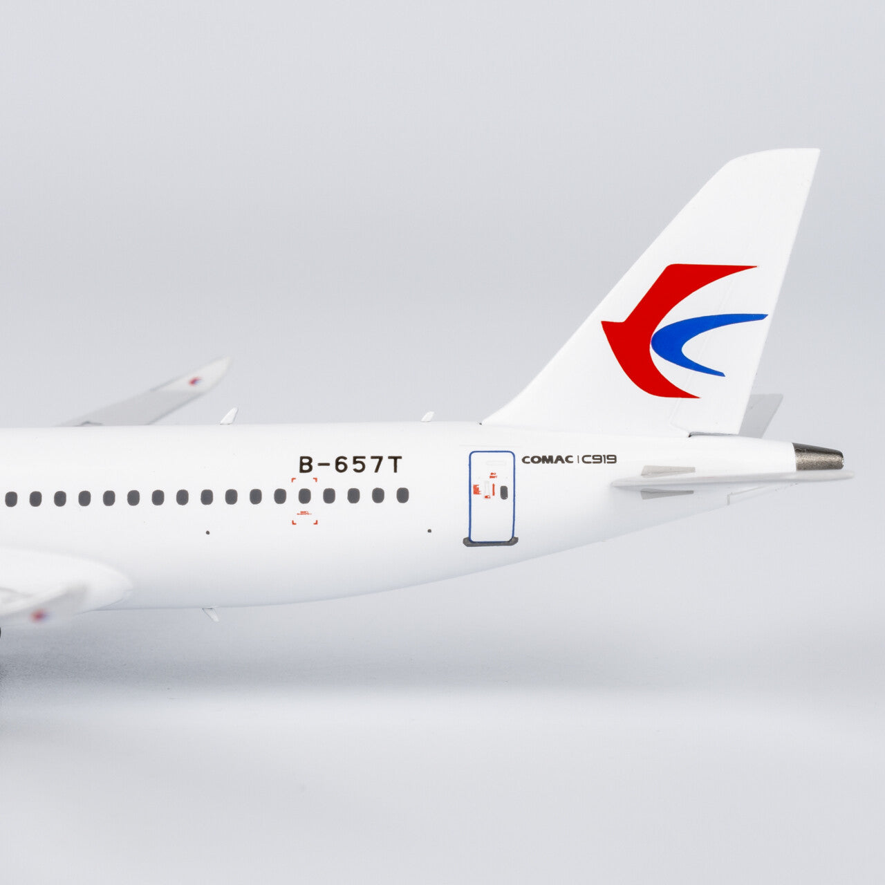 1:400 NGmodels China Eastern Comac C919 Passenger Airplane Diecast Model