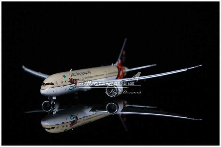 1:400 JC Wings SAUDI BOEING 787-9 Passenger Airplane Flap Down Diecast Model