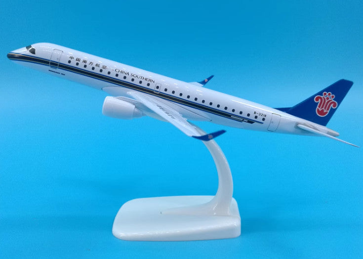 20CM CHINA SOUTHERN EMBRAER E190 Passenger Aircraft Plane Diecast Airplane Model