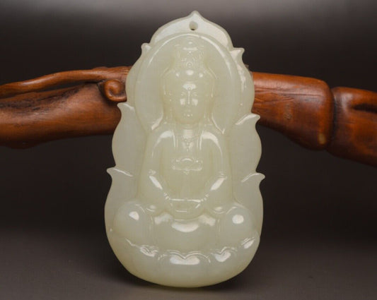 Top Chinese Natural Hetian Jade Carved Exquisite Guanyin Statue Pendant Jewelry