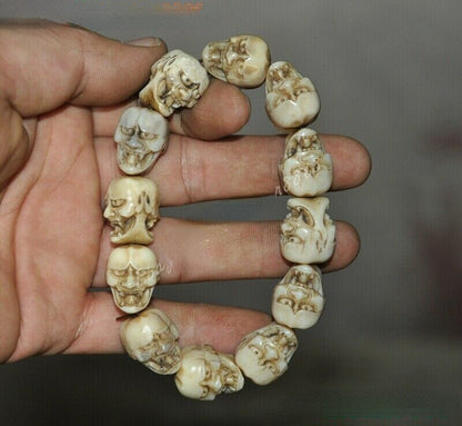 Collectible China Carved Skeleton Devil Skull -head Amulet Bracelet Hand Chain